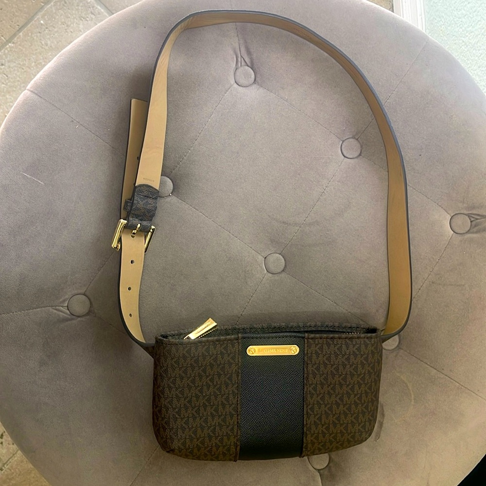 Michael Kors Signature Brown and Black Crossbody or Fanny pack new never worn